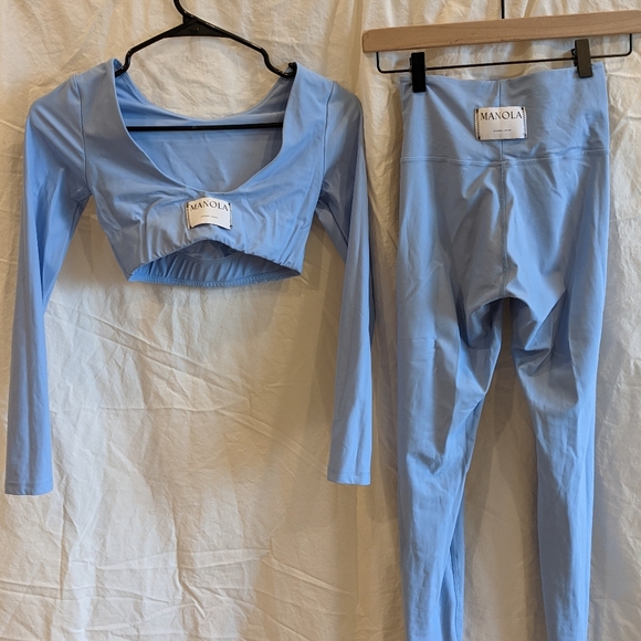 Manola Set | Long Sleeve Crop & Legging - Picture 5 of 7